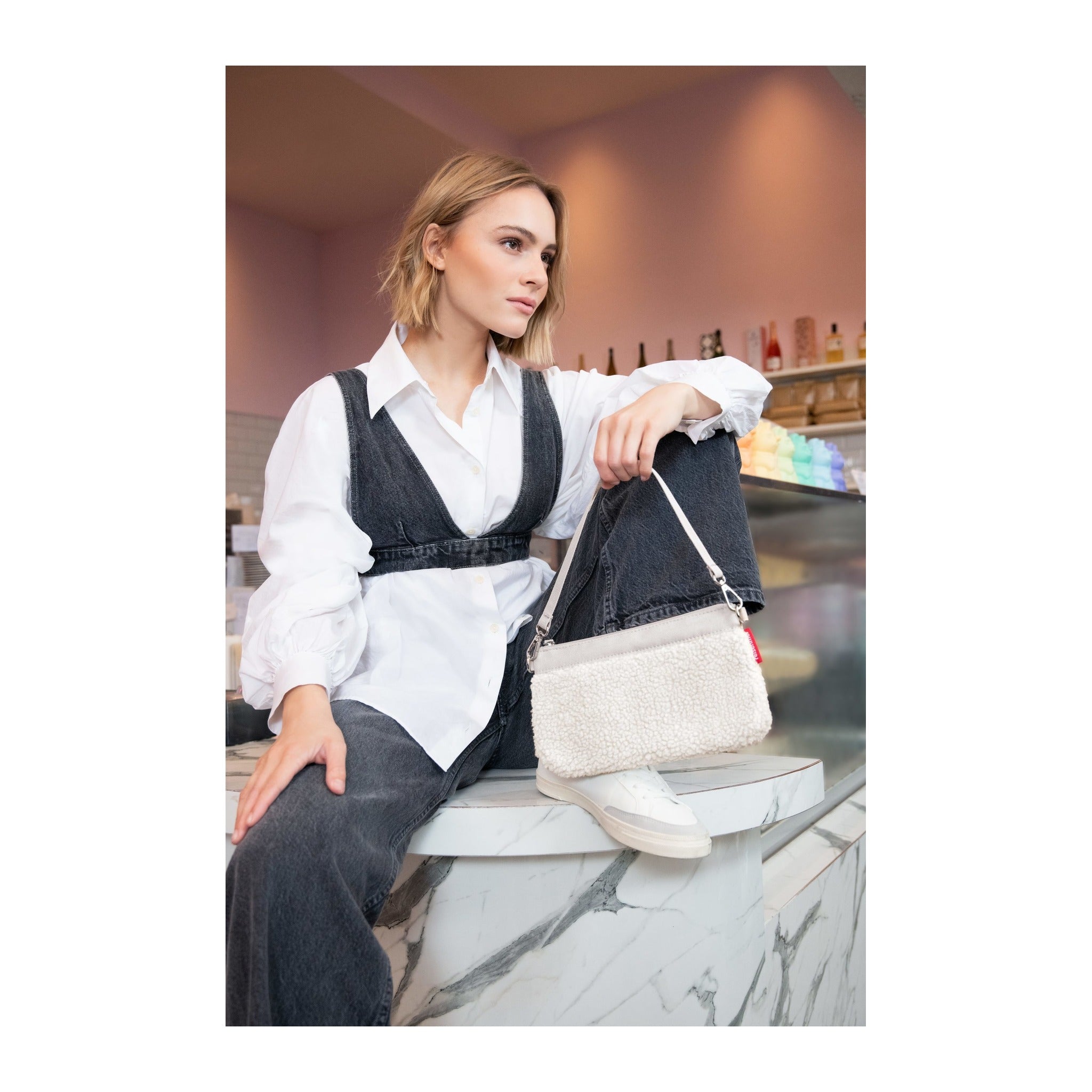 Reisenthel mini pouch teddy sand