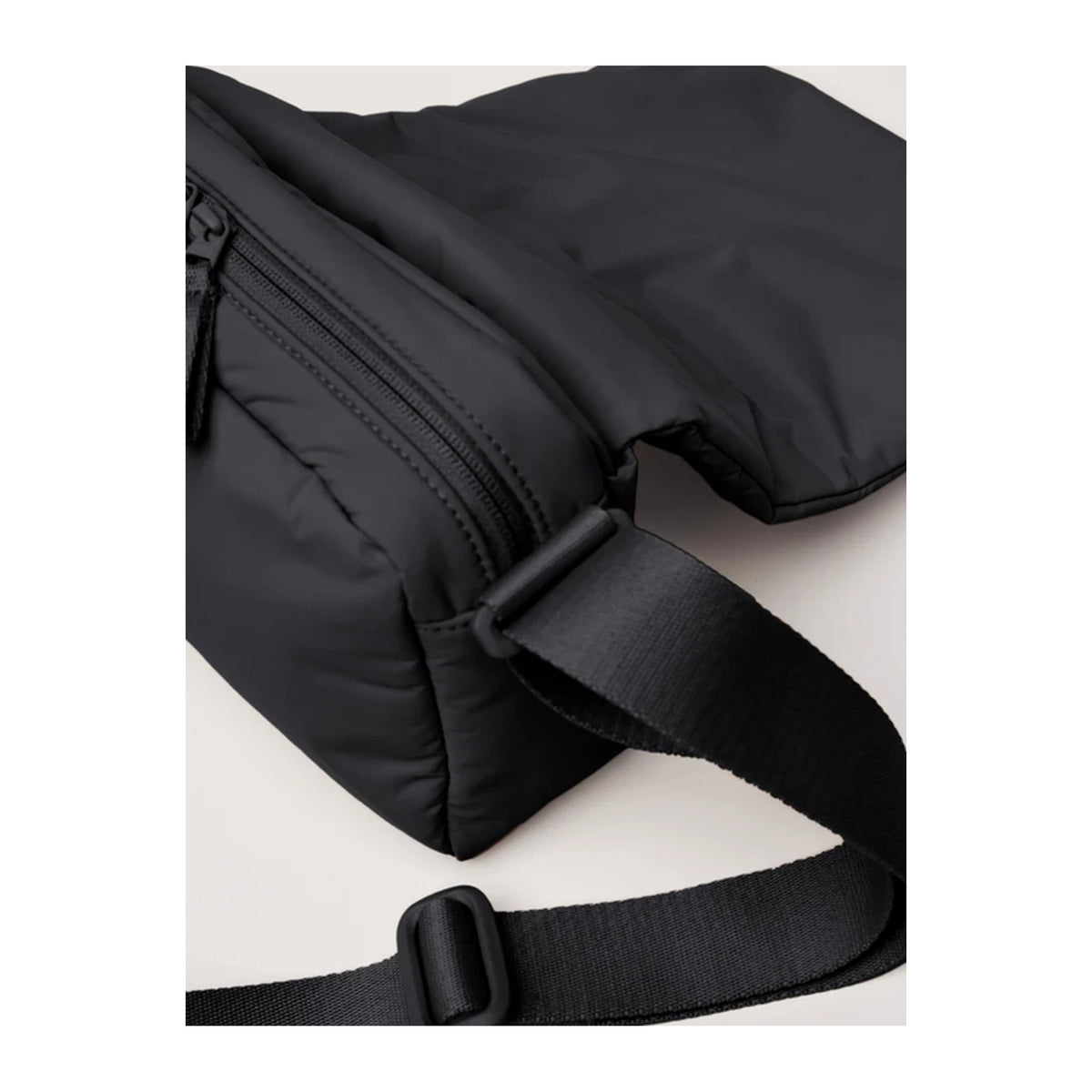 GOT BAG Cloud Crossbody Bag Monochrome