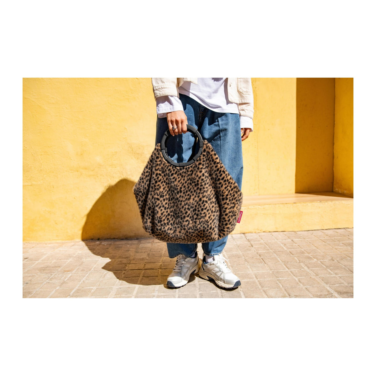 Reisenthel loopbag hobo leo fake fur
